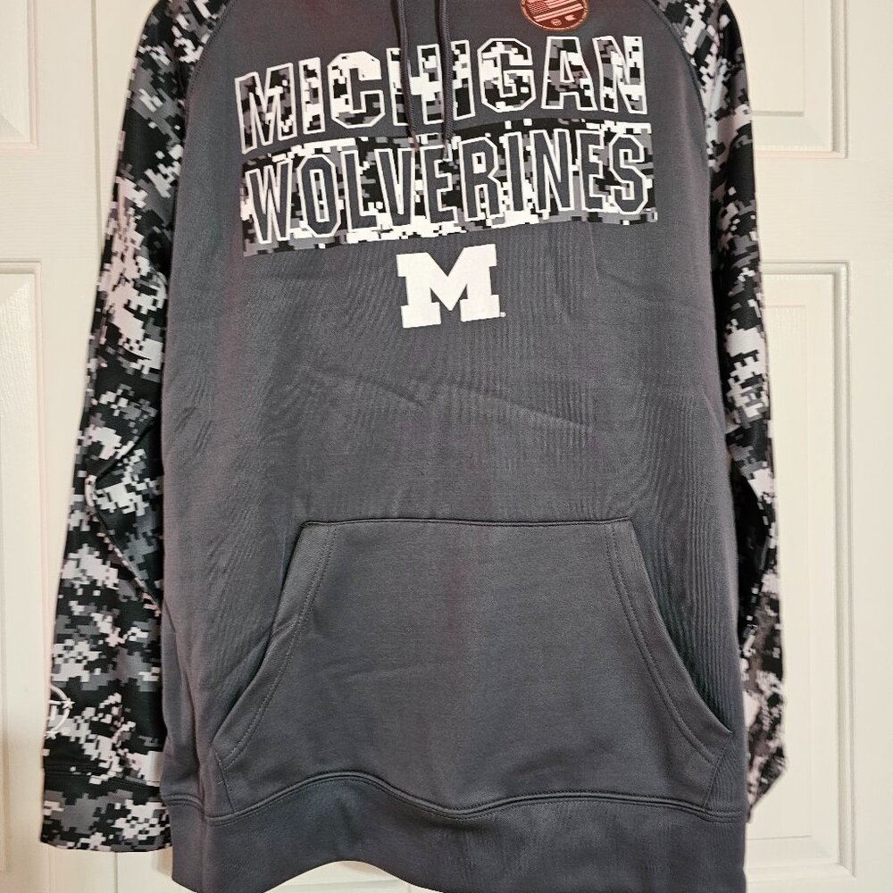 Michigan Wolverines Colosseum OHT Military Appreciation Digital Camo Pullover